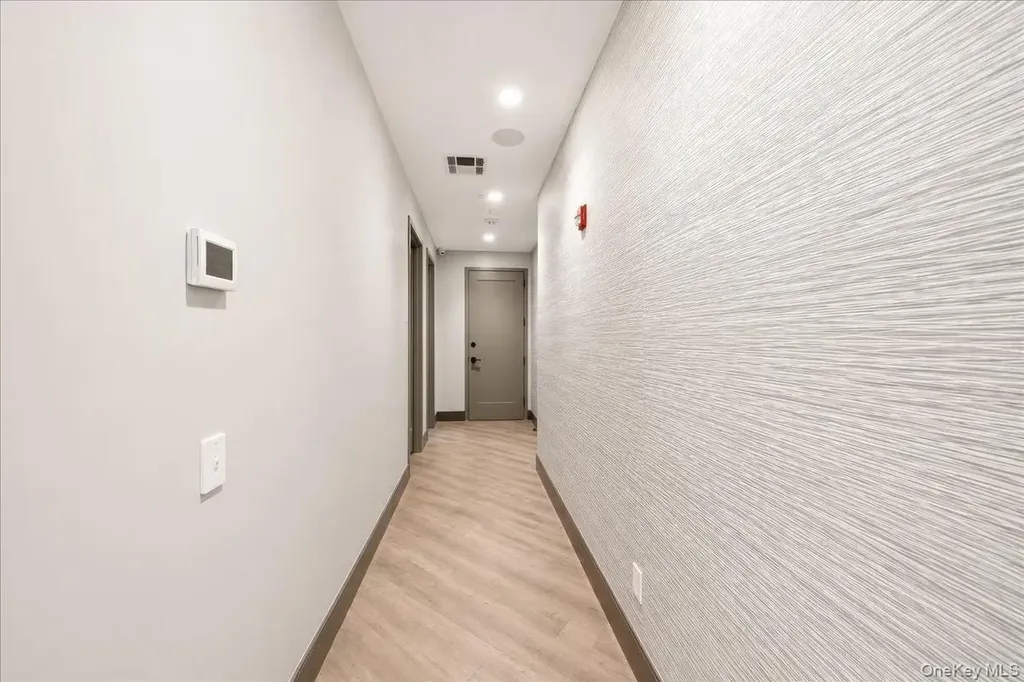 860 Central Park Avenue Scarsdale NY 10583