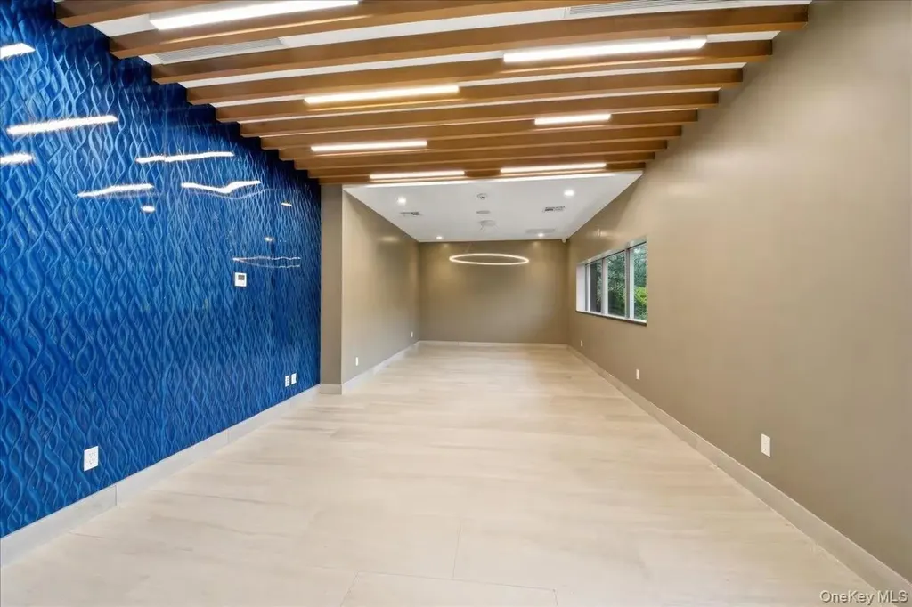 860 Central Park Avenue Scarsdale NY 10583