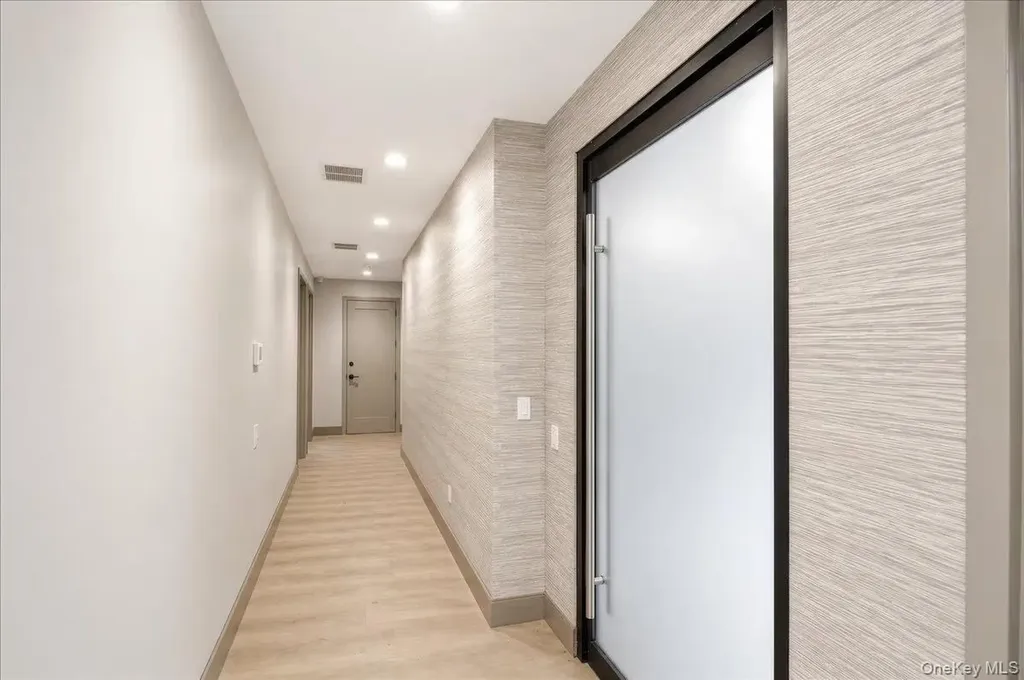 860 Central Park Avenue Scarsdale NY 10583