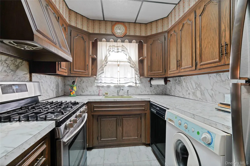 1550 E 54th Street Brooklyn NY 11234