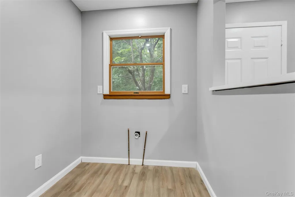 26 Woodland Street Ronkonkoma NY 11779