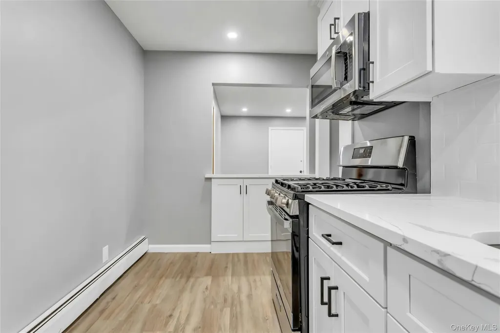 26 Woodland Street Ronkonkoma NY 11779