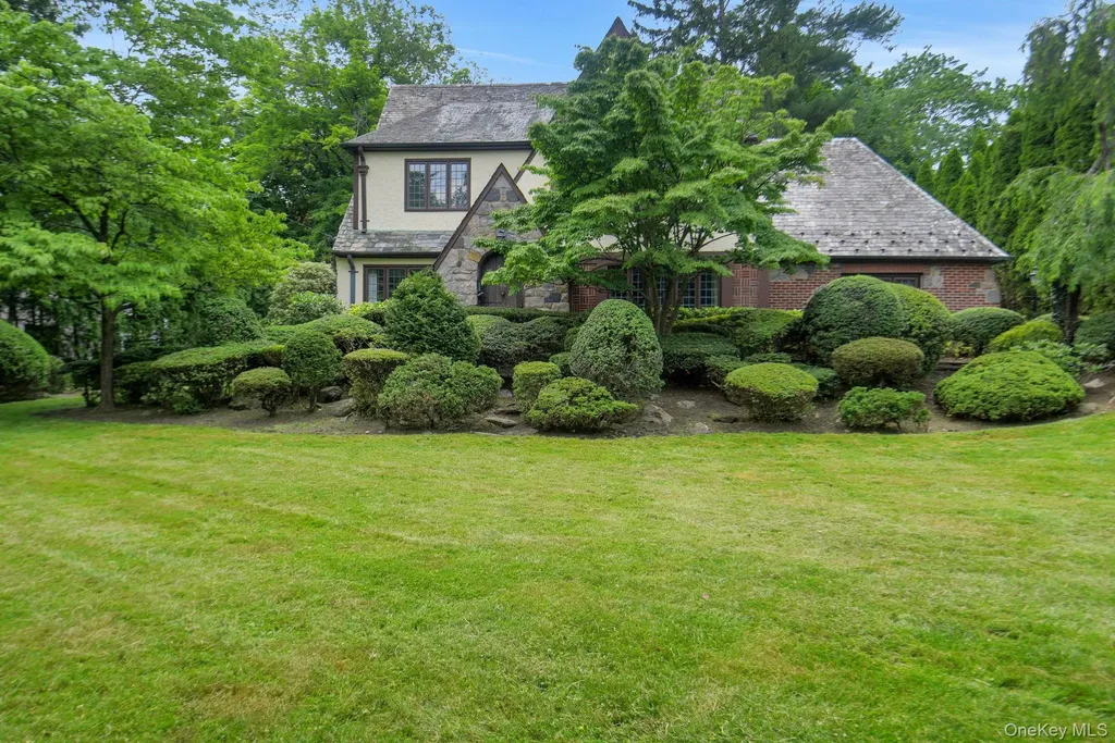 46 Fenimore Road Scarsdale NY 10583