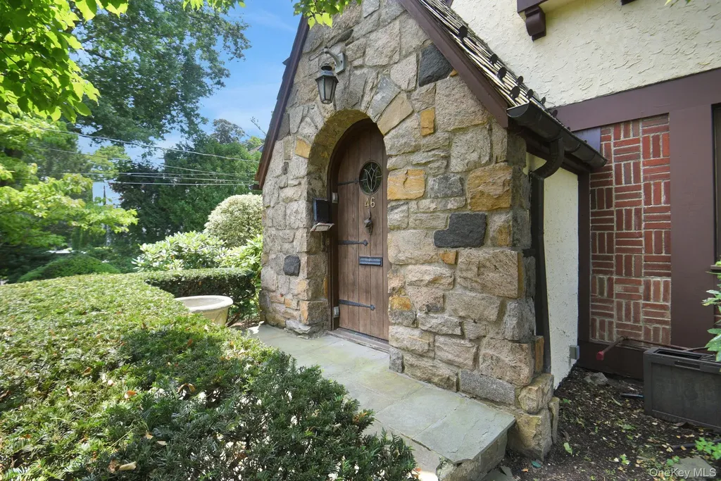 46 Fenimore Road Scarsdale NY 10583