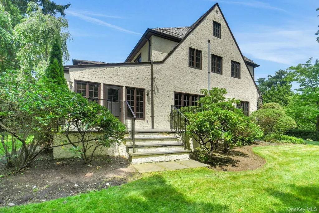 46 Fenimore Road Scarsdale NY 10583