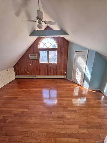 37 Spray Lane Hicksville NY 11801