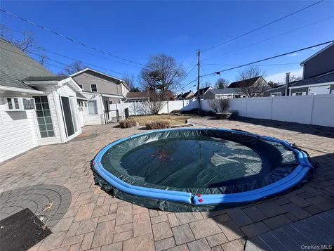 37 Spray Lane Hicksville NY 11801