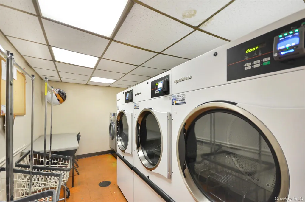 397 N Broadway Yonkers NY 10701