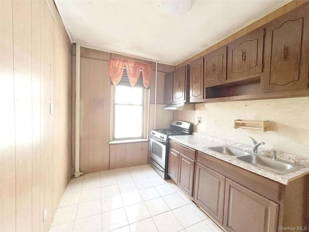 1405 Prospect Pl Place Brooklyn NY 11213