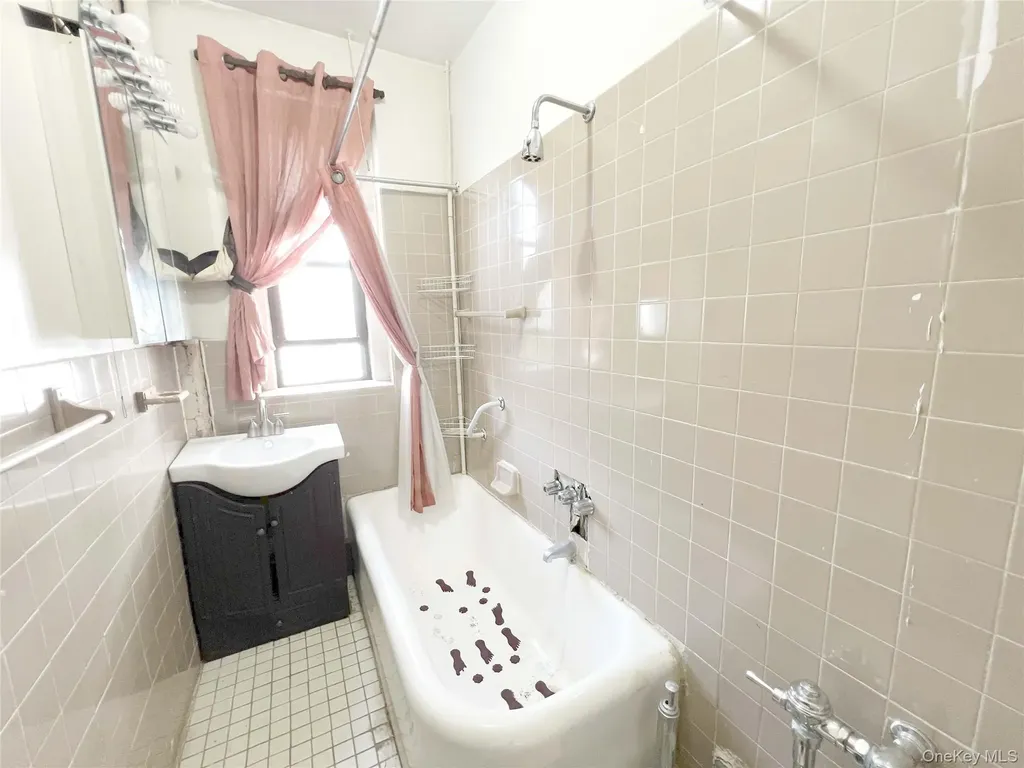 1405 Prospect Pl Place Brooklyn NY 11213