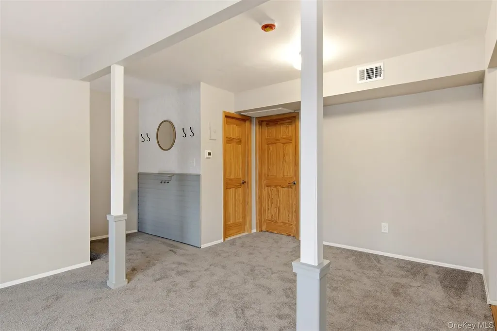 58 Bailey Court Middle Island NY 11953