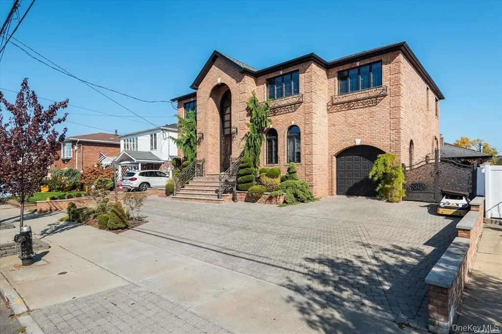 163-27 95th Street Howard Beach NY 11414