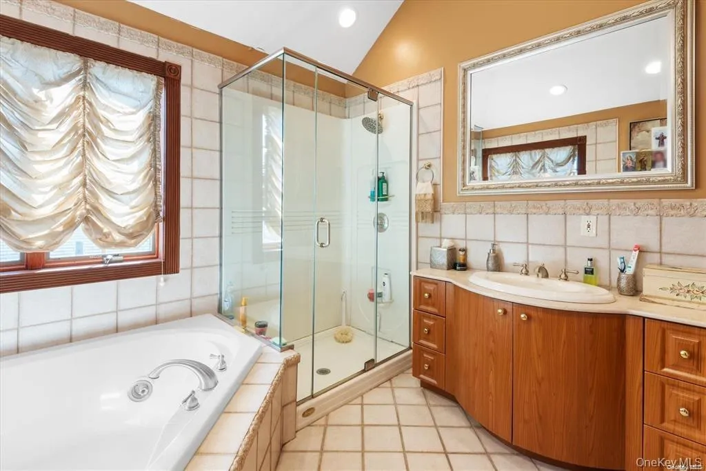 163-27 95th Street Howard Beach NY 11414