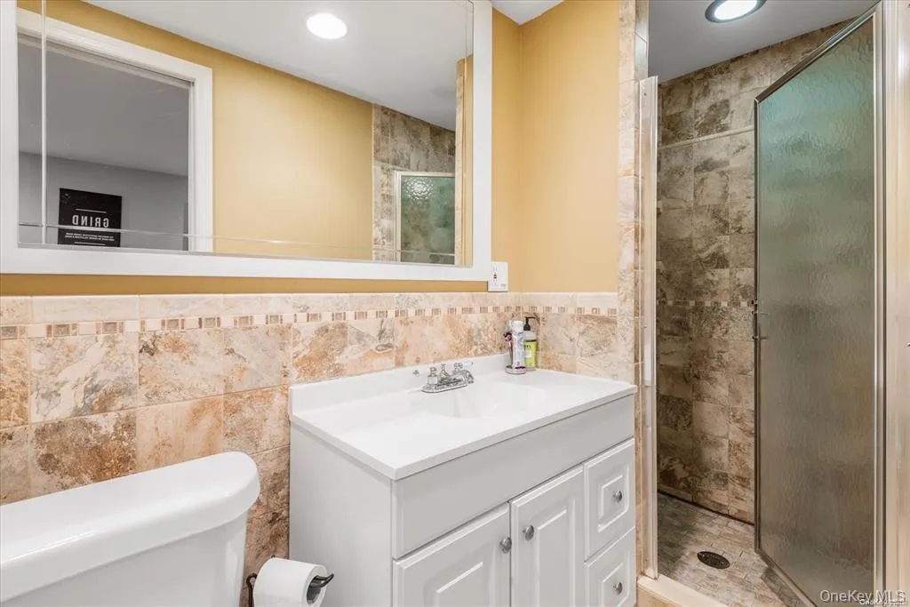 163-27 95th Street Howard Beach NY 11414