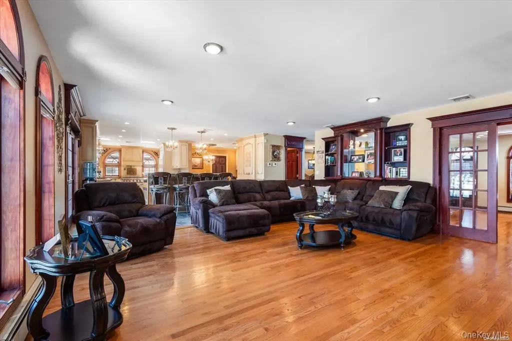163-27 95th Street Howard Beach NY 11414
