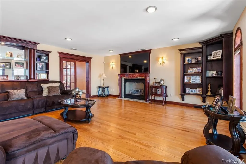 163-27 95th Street Howard Beach NY 11414