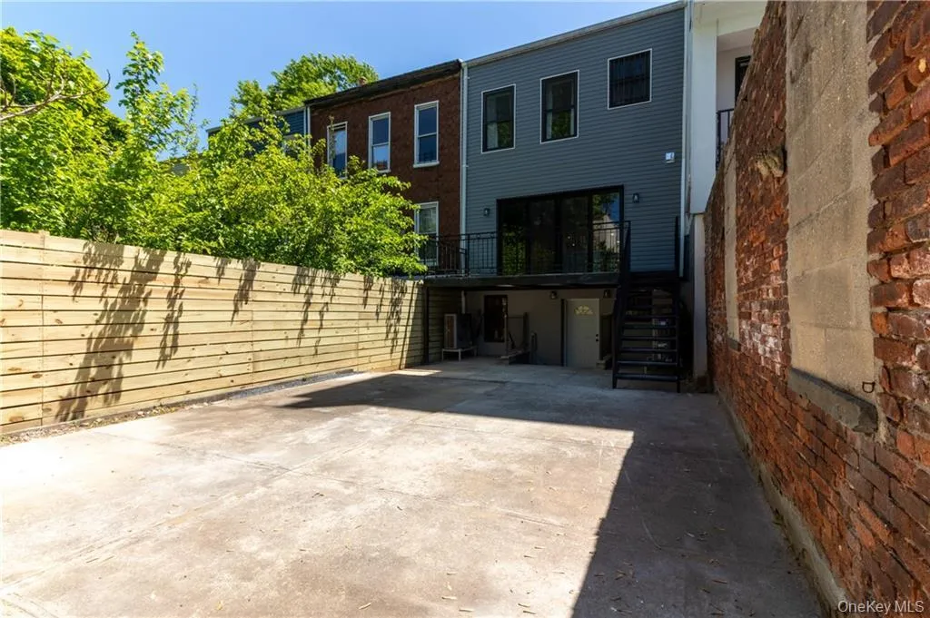 1231 Putnam Avenue Brooklyn NY 11221