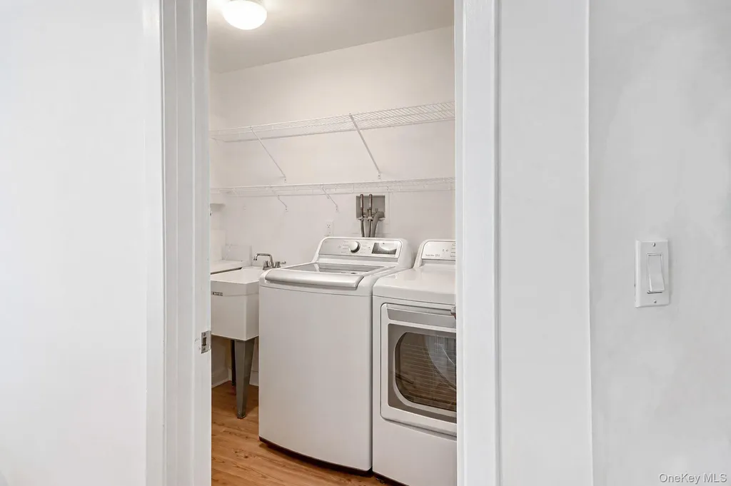 2 Sagamore Way N Jericho NY 11753