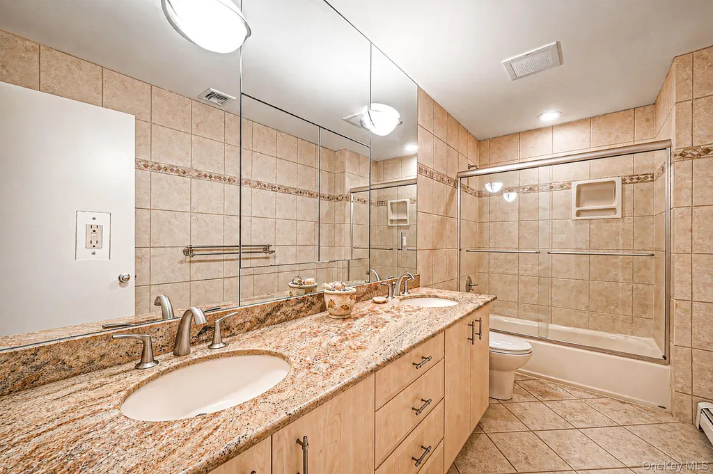2 Sagamore Way N Jericho NY 11753