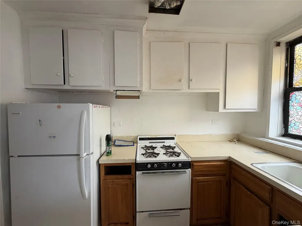 141-05 Northern Boulevard Bayside NY 11361