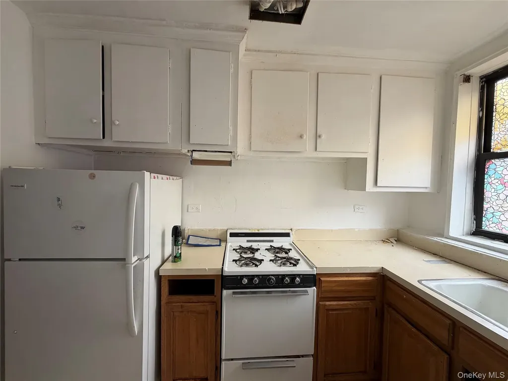 141-05 Northern Boulevard Bayside NY 11361