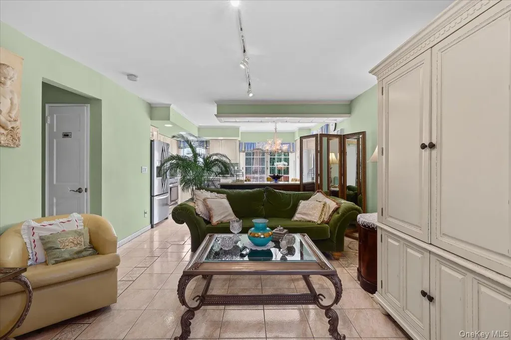 1415 Reed Place Bronx NY 10465