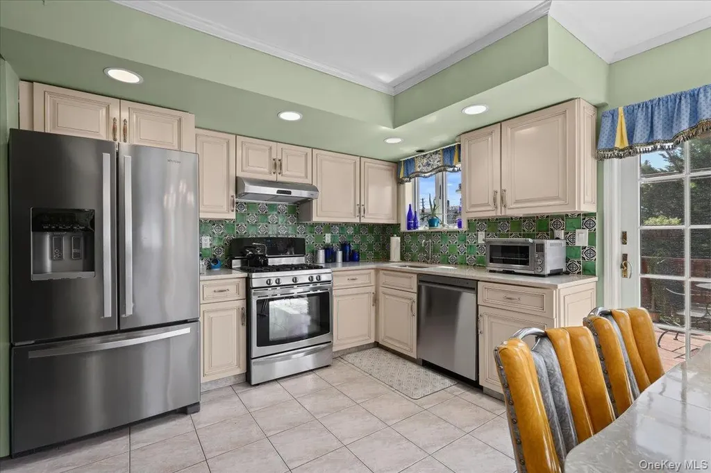 1415 Reed Place Bronx NY 10465