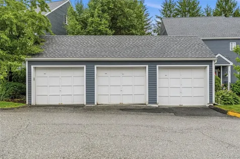 1404 Scarborough Drive Brewster NY 10509