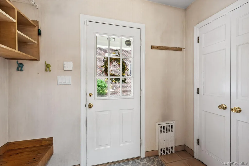 75 Bulson Road Rockville Centre NY 11570