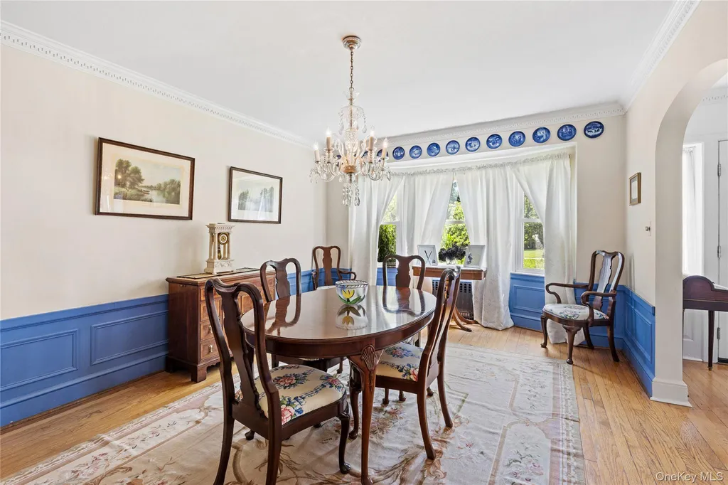 75 Bulson Road Rockville Centre NY 11570