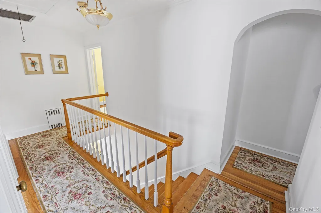 75 Bulson Road Rockville Centre NY 11570