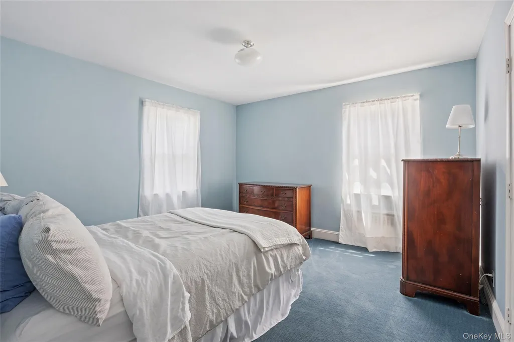 75 Bulson Road Rockville Centre NY 11570