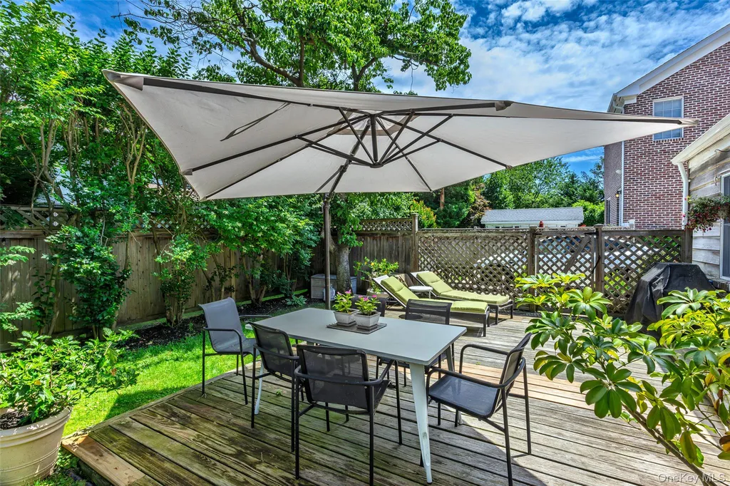 75 Bulson Road Rockville Centre NY 11570