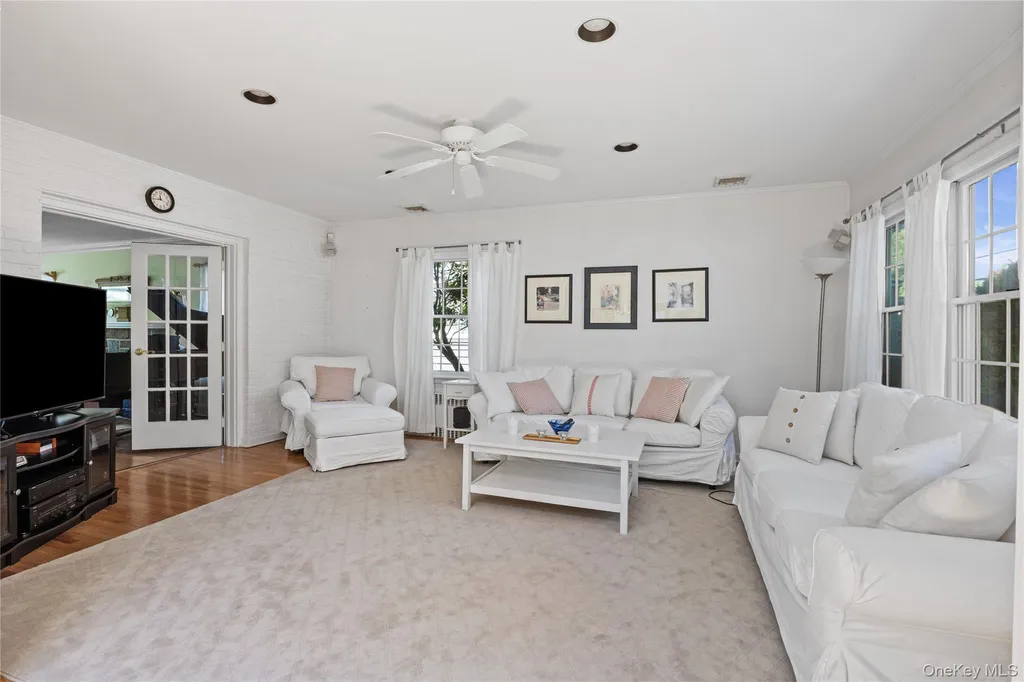 75 Bulson Road Rockville Centre NY 11570