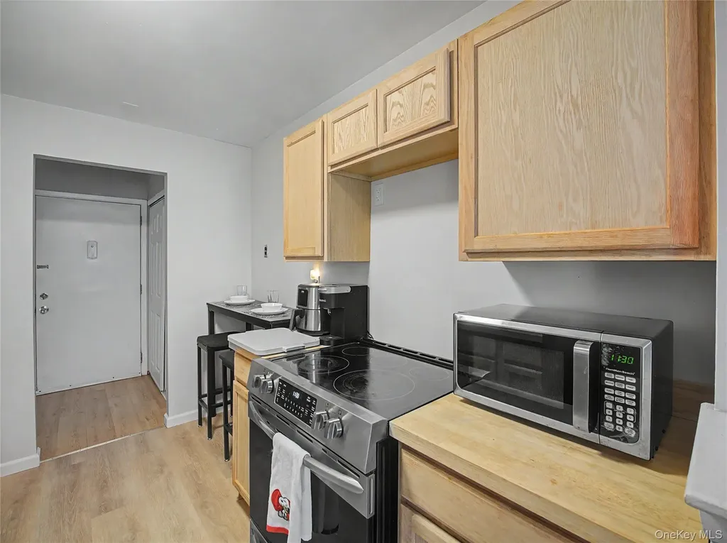 25 Village Park Drive Fishkill NY 12524