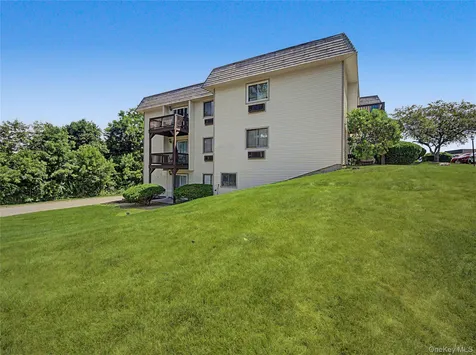 25 Villiage Park Drive Fishkill NY 12524