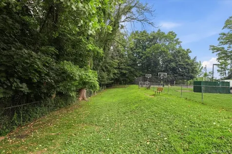 208 Harris Road Bedford Hills NY 10507
