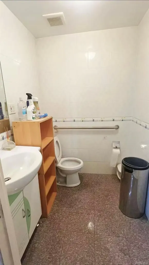 32-16 137th Street Flushing NY 11358