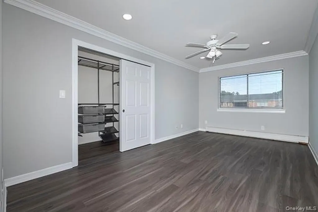 21 Brentwood Road Bay Shore NY 11706