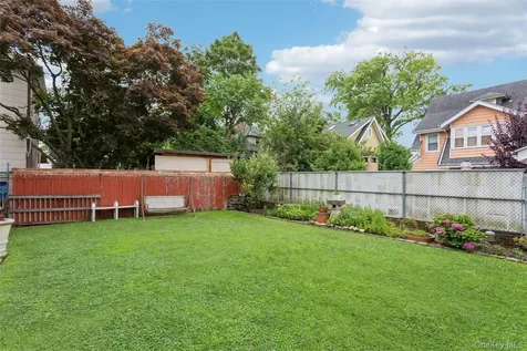 148 Lincoln Avenue New Rochelle NY 10801