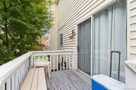 148 Lincoln Avenue New Rochelle NY 10801