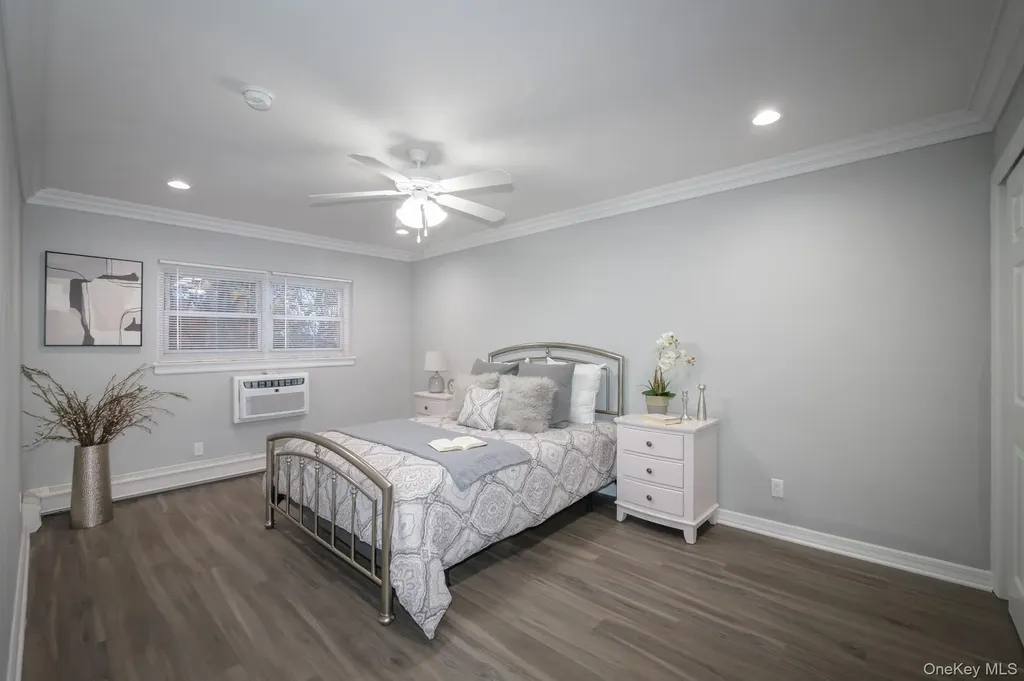 92 South Clinton Avenue Bay Shore NY 11706