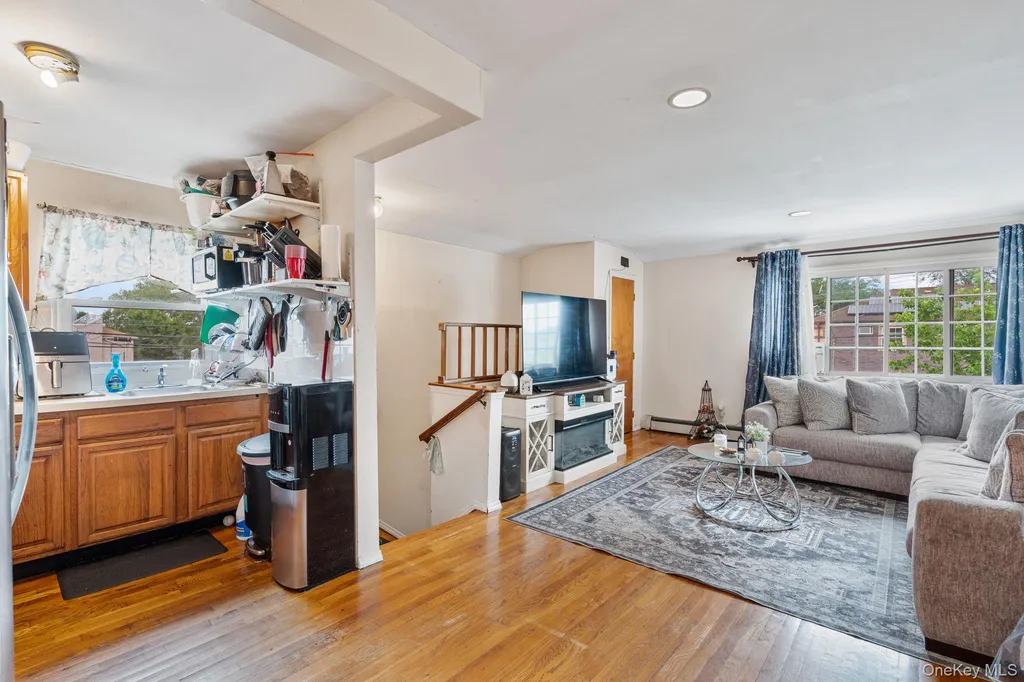 874 Pine Street Brooklyn NY 11208