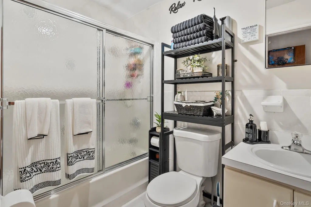 874 Pine Street Brooklyn NY 11208