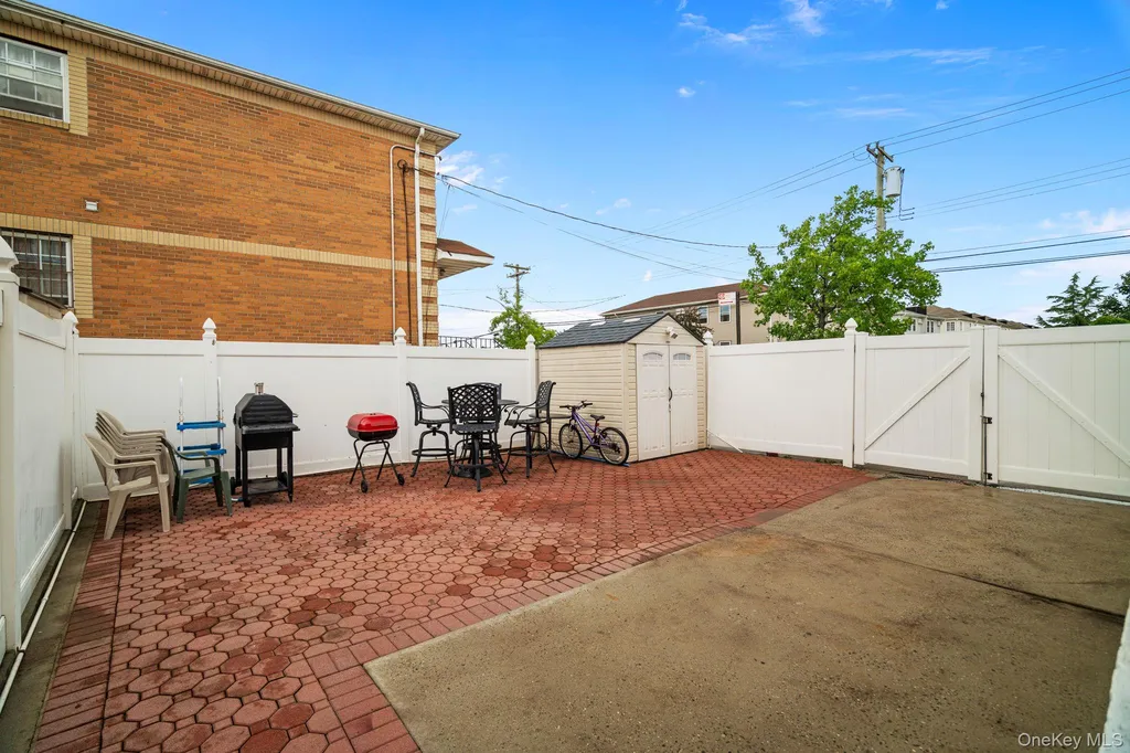 874 Pine Street Brooklyn NY 11208
