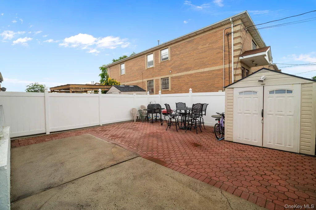 874 Pine Street Brooklyn NY 11208