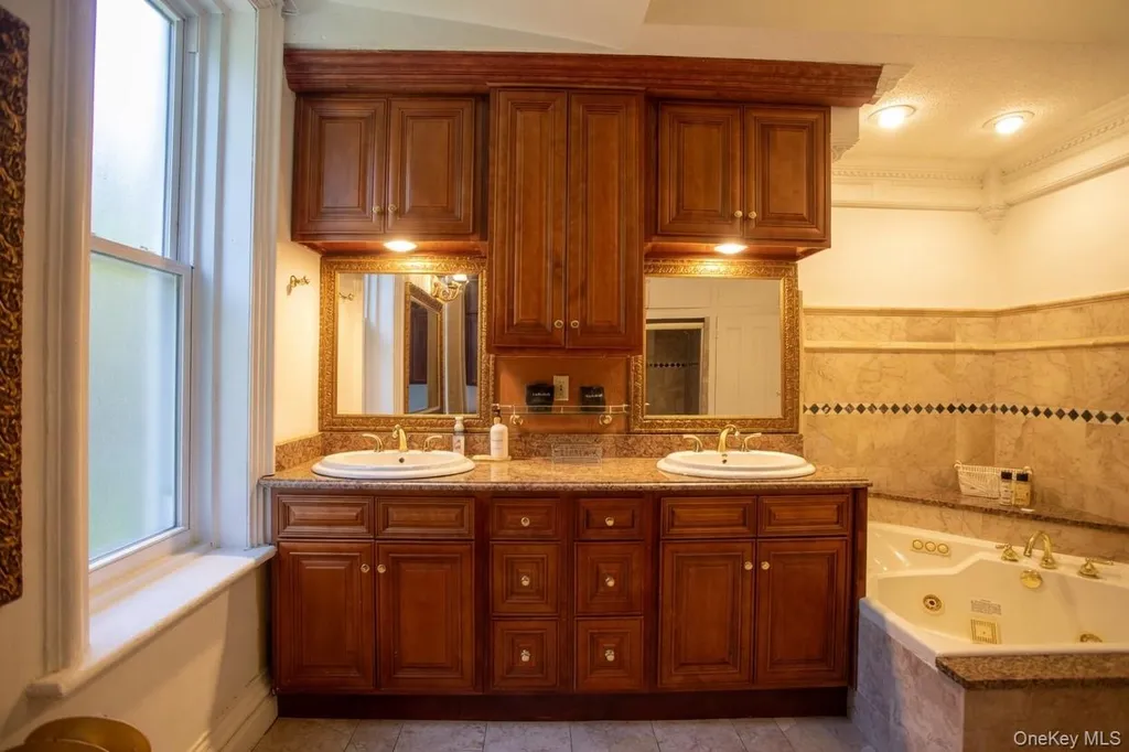 12 Monell Place Beacon NY 12508