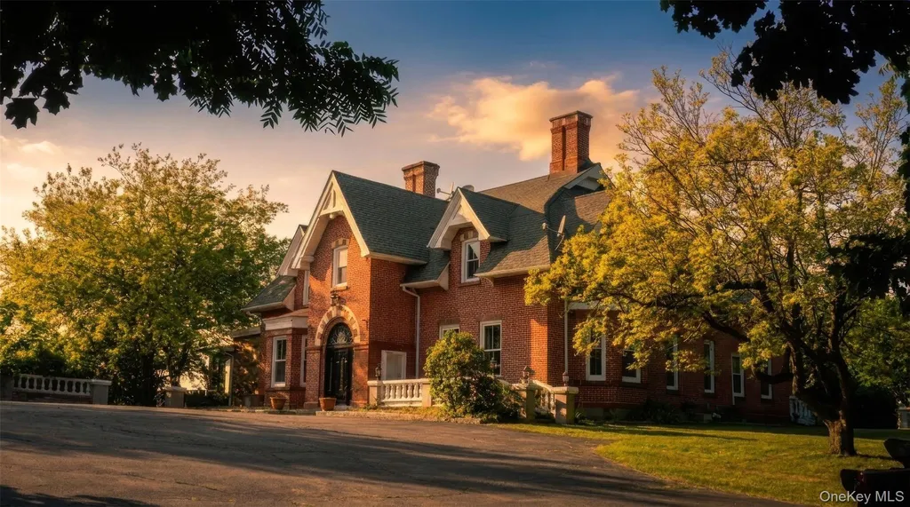 12 Monell Place Beacon NY 12508