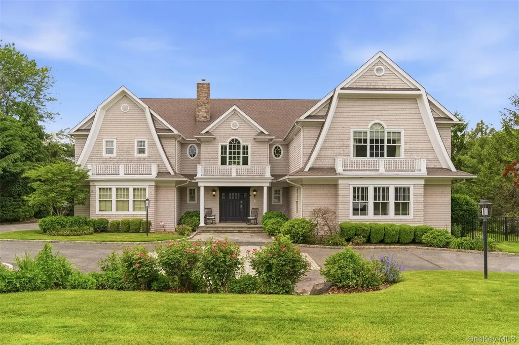 9 May Hill Lane Dix Hills NY 11746