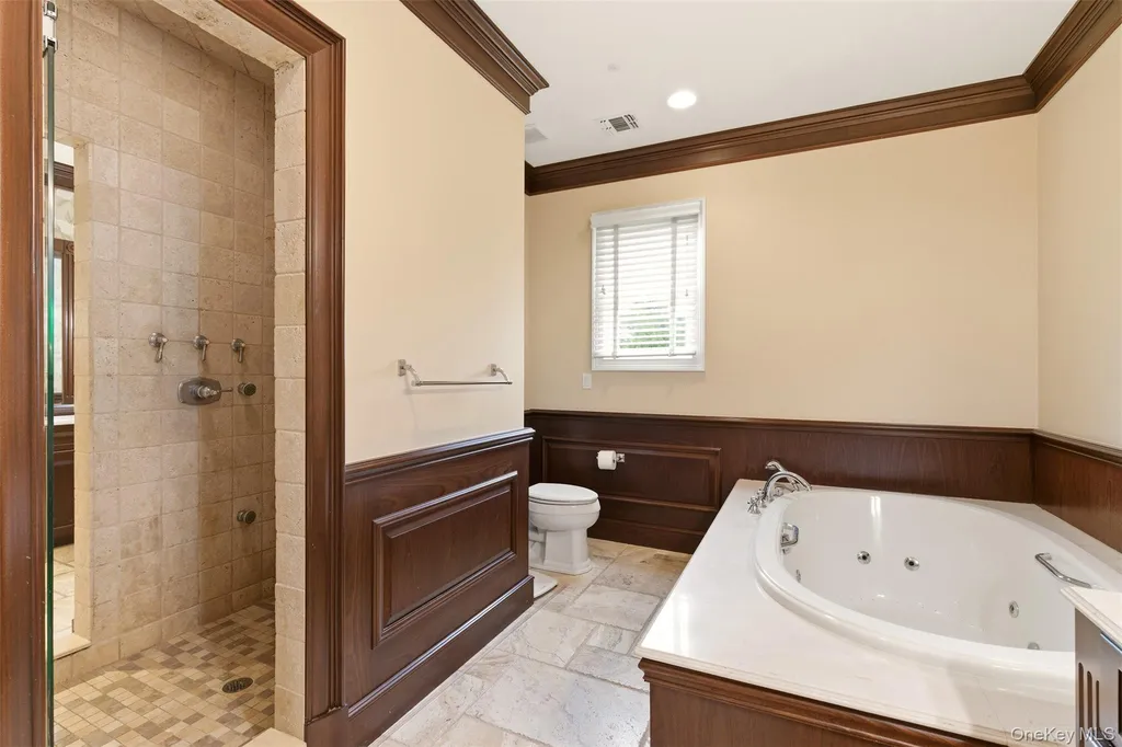 9 May Hill Lane Dix Hills NY 11746